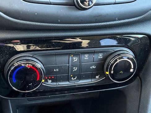 Used 2023 Buick Encore GX Preferred w/ Cold Weather Comfort Package image 16