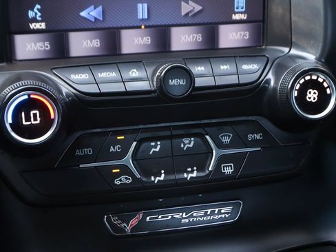 Used 2015 Chevrolet Corvette Stingray Coupe RWD image 30