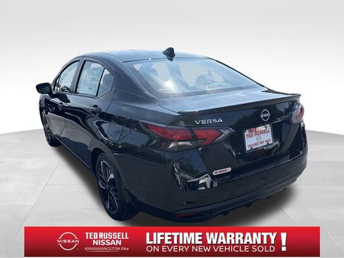 New 2025 Nissan Versa SR w/ Trunk Package image 5