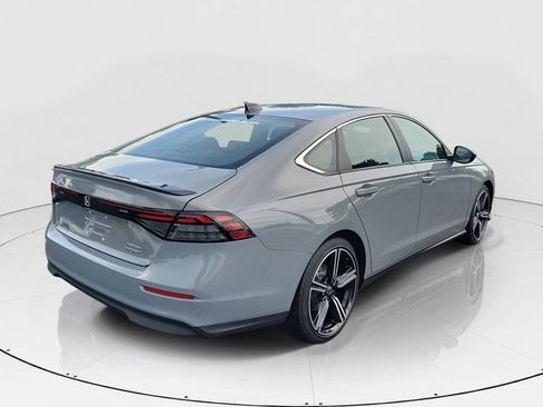 Used 2025 Honda Accord Sport image 31