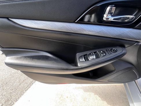Used 2018 Nissan Maxima 3.5 S image 17