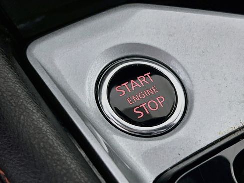 Used 2025 Nissan Altima 2.5 SR FWD image 23