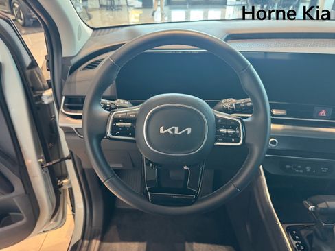 New 2026 Kia Carnival SX w/ SX Dark Edition Package FWD image 15