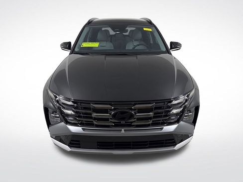 Used 2025 Hyundai Tucson Limited FWD image 11