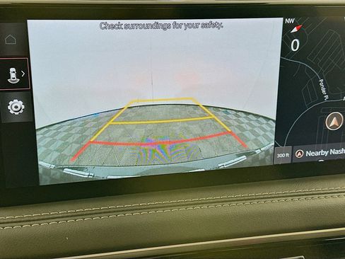 Used 2025 Genesis G70 2.5T image 23