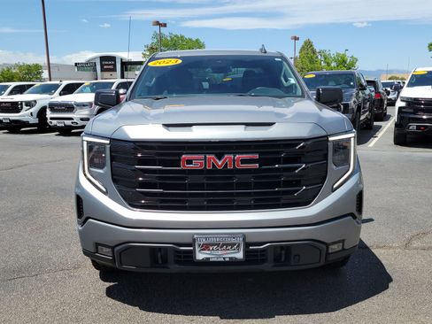 Used 2023 GMC Sierra 1500 Elevation w/ X31 Off-Road Package AWD/4WD image 5