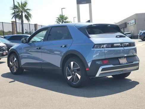 New 2026 Hyundai Ioniq 5 SEL RWD image 3