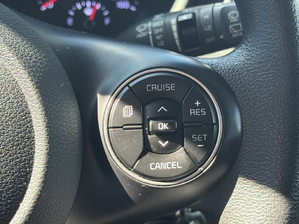 Used 2020 Kia Soul S FWD image 50