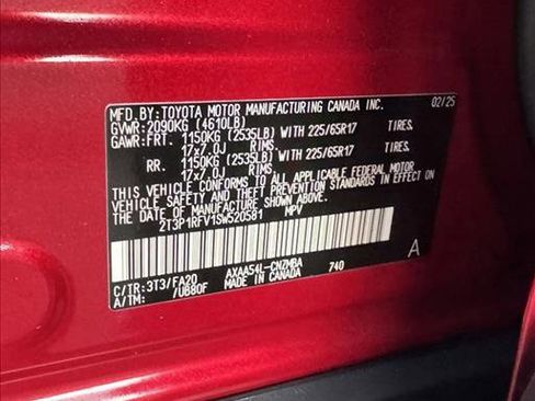 Used 2025 Toyota RAV4 XLE AWD/4WD image 22