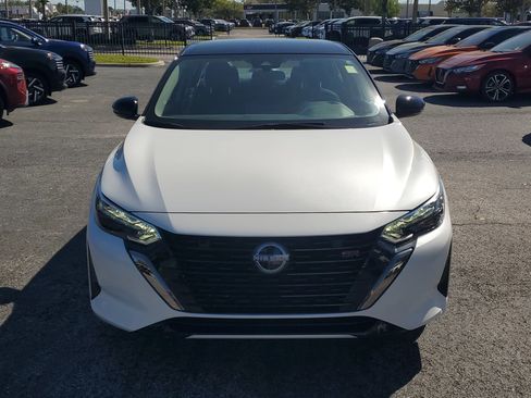 Certified 2024 Nissan Sentra SR image 2