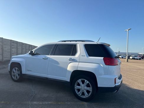 Used 2017 GMC Terrain SLT w/ Open Road Package FWD image 11