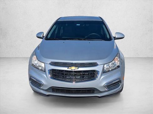 Used 2016 Chevrolet Cruze LT w/ Technology Package image 2
