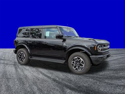 New 2026 Ford Bronco Outer Banks image 2