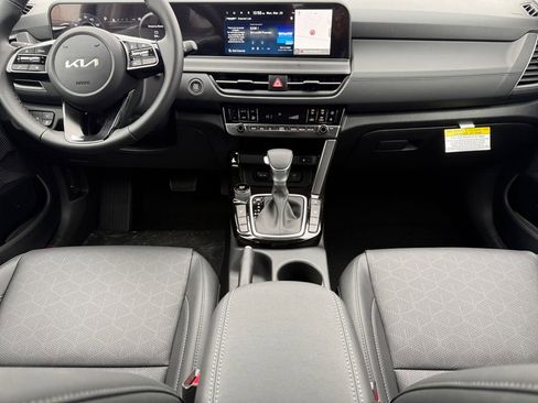 New 2026 Kia Seltos EX AWD/4WD image 10