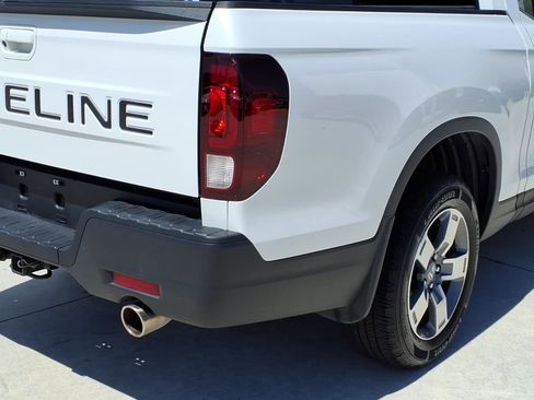 Certified 2024 Honda Ridgeline RTL image 19