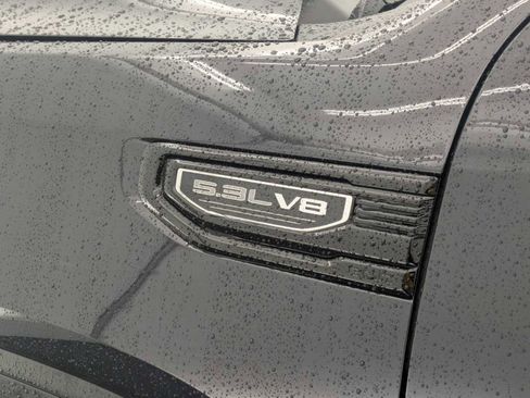 Used 2024 GMC Sierra 1500 Elevation image 12