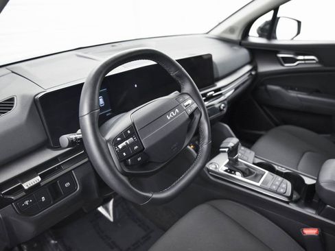 New 2026 Kia Sportage LX image 16