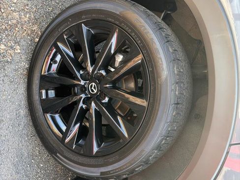 Used 2023 MAZDA CX-9 Carbon Edition image 5