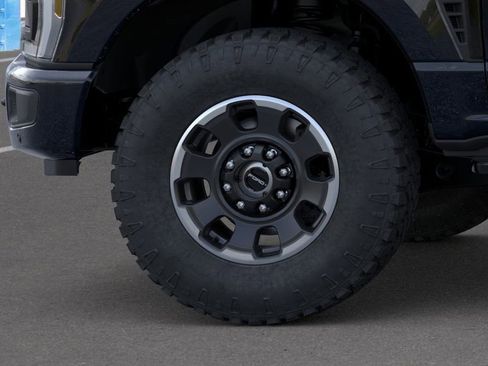 New 2025 Ford F250 Platinum w/ Tremor Off-Road Package image 19