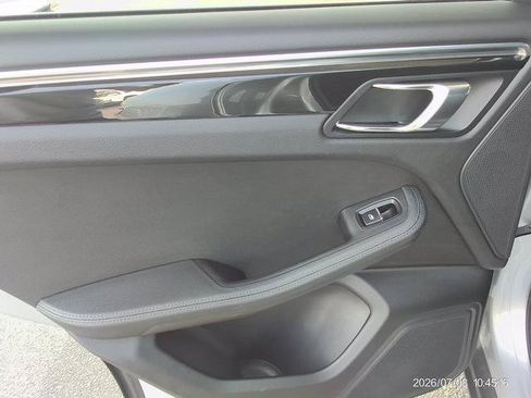 Used 2016 Porsche Macan S AWD/4WD image 16