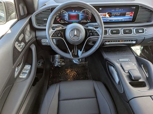 Used 2025 Mercedes-Benz GLE 450e 4MATIC image 27
