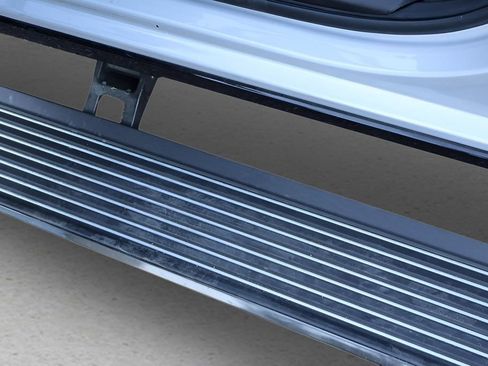 Used 2023 Jeep Grand Wagoneer Series III w/ Quick Order Packagew 28T image 30