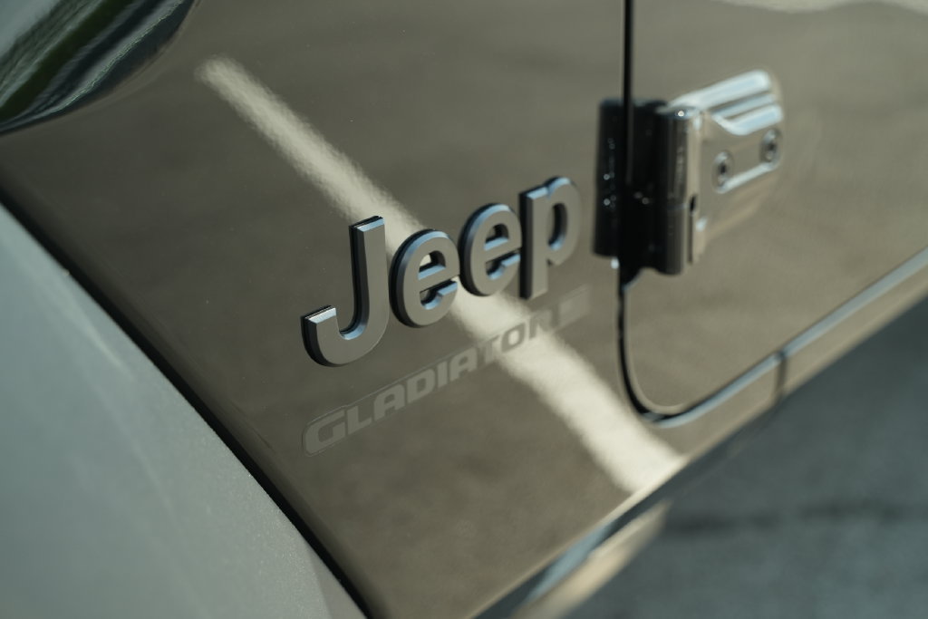 New 2026 Jeep Gladiator Sport AWD/4WD image 40
