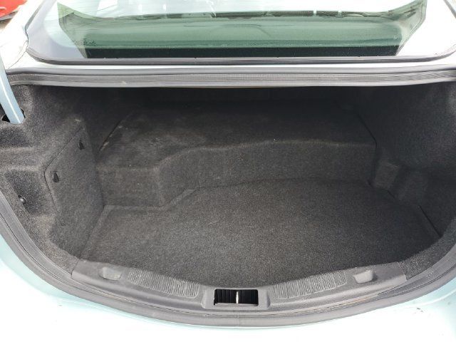 Used 2014 Ford Fusion SE w/ Equipment Group 502A FWD image 9