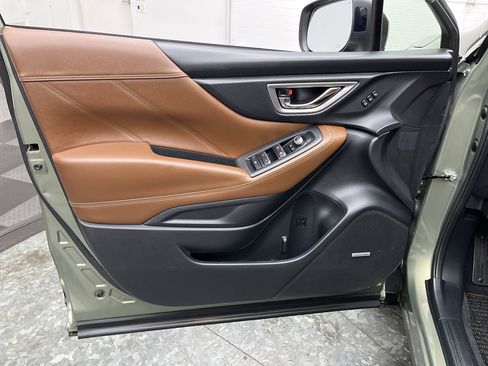 Used 2019 Subaru Forester Touring image 7