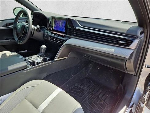 Used 2026 Toyota Camry SE w/ Convenience Package FWD image 21