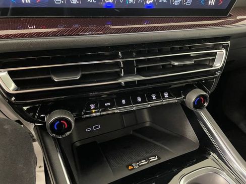 New 2026 Chevrolet Traverse RS image 6