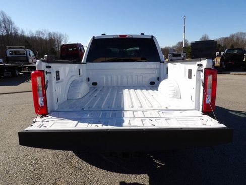Used 2024 Ford F250 XLT image 51