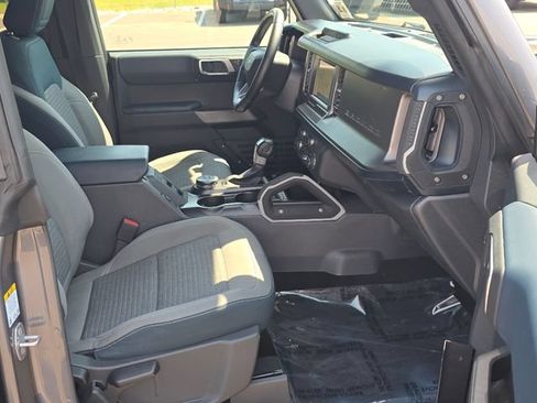 Used 2021 Ford Bronco Outer Banks AWD/4WD image 12