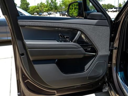 New 2026 Land Rover Range Rover Sport SE AWD/4WD image 52