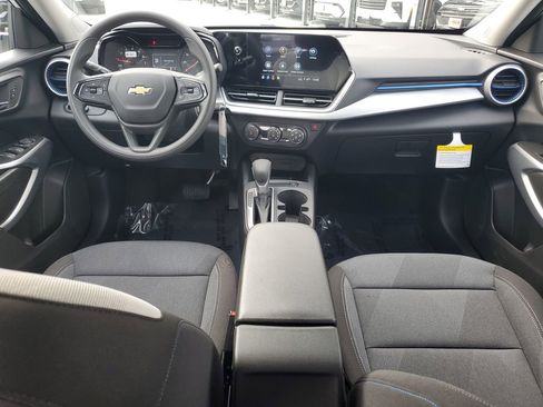 New 2026 Chevrolet Trax LS w/ Driver Confidence Package image 9