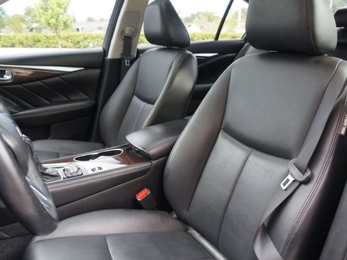 Used 2018 INFINITI Q50 Luxe w/ Cargo Package (L95) image 23