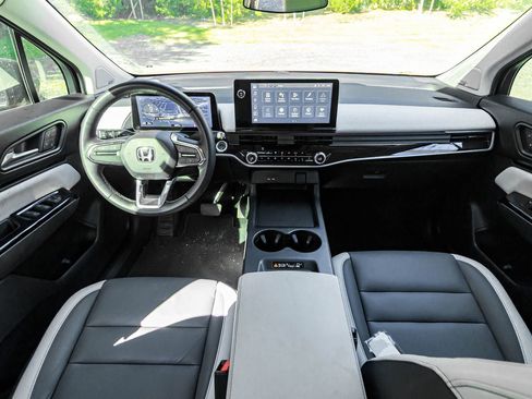 Used 2024 Honda Prologue Touring image 17