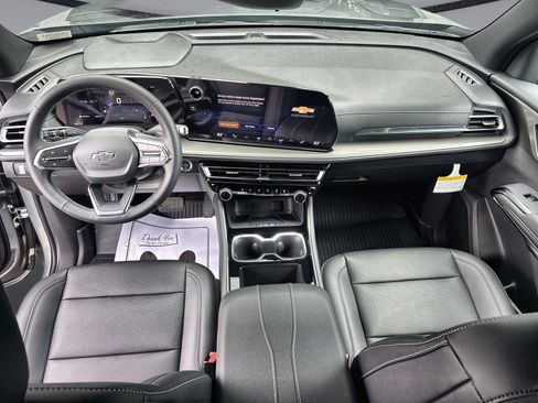 New 2026 Chevrolet Traverse LT w/ Midnight/Sport Edition AWD/4WD image 23