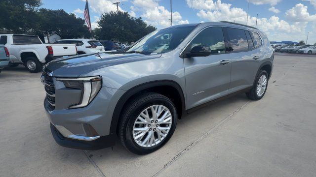 Certified 2026 GMC Acadia Elevation w/ Elevation Premium Package FWD image 4