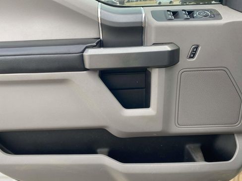 Used 2016 Ford F150 XLT w/ Equipment Group 302A Luxury image 14