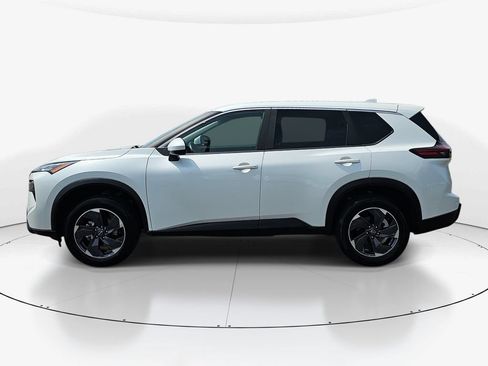 Used 2025 Nissan Rogue SV FWD image 10