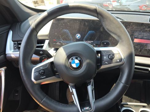 Used 2025 BMW X1 xDrive28i AWD/4WD image 4