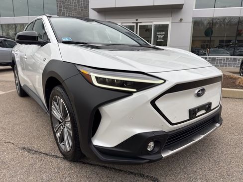 Used 2024 Subaru Solterra Touring image 7