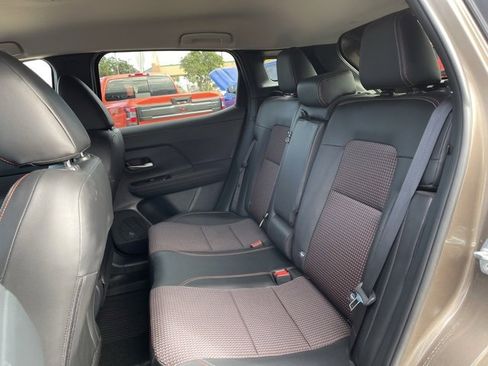 Certified 2025 Nissan Kicks SR image 10