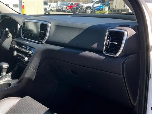 Used 2021 Kia Sportage EX AWD/4WD image 17