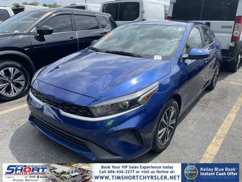 Used 2022 Kia Forte LXS FWD image 1
