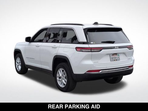Used 2025 Jeep Grand Cherokee Laredo X AWD/4WD image 7