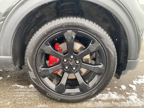 Used 2022 Ford Explorer ST w/ ST Street Pack image 9