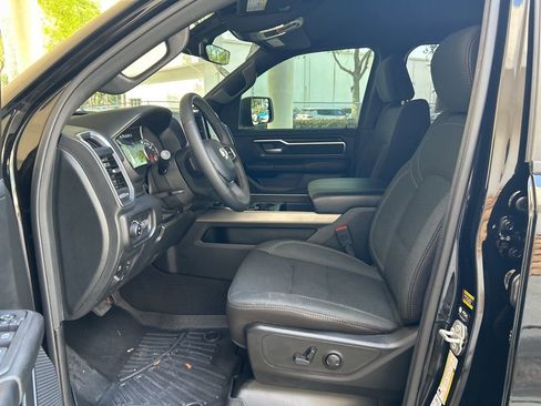 Used 2025 RAM 1500 Big Horn RWD image 5