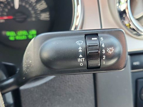 Used 2006 Ford Mustang GT Premium RWD image 30